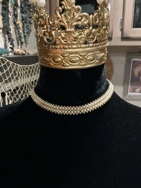 Elegant faux Pearl Multi-Row Choker Necklace - Gold Accents